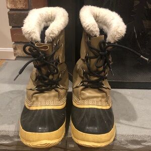 Sorel Caribou boots